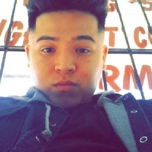 Meet your Posher, Gonzalez